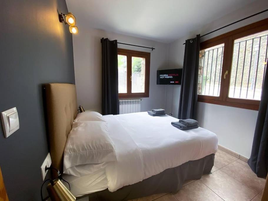 Moderno Y Rustico En Ransol 6Pax L By Bonesvacances กานีโญ ภายนอก รูปภาพ